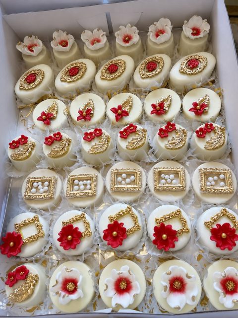 Royal Red & Gold Luxe Koekjes
