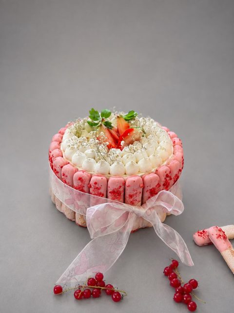 Strawberry Charlotte Taart